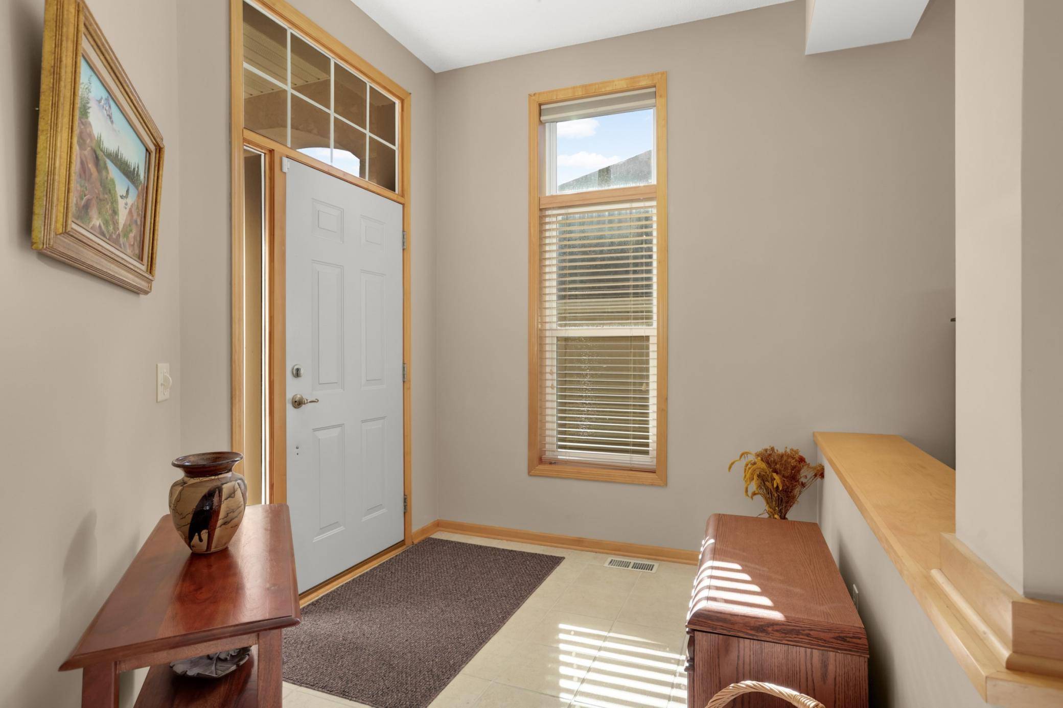 18519 Farmstead CIR, Eden Prairie, MN 55347
