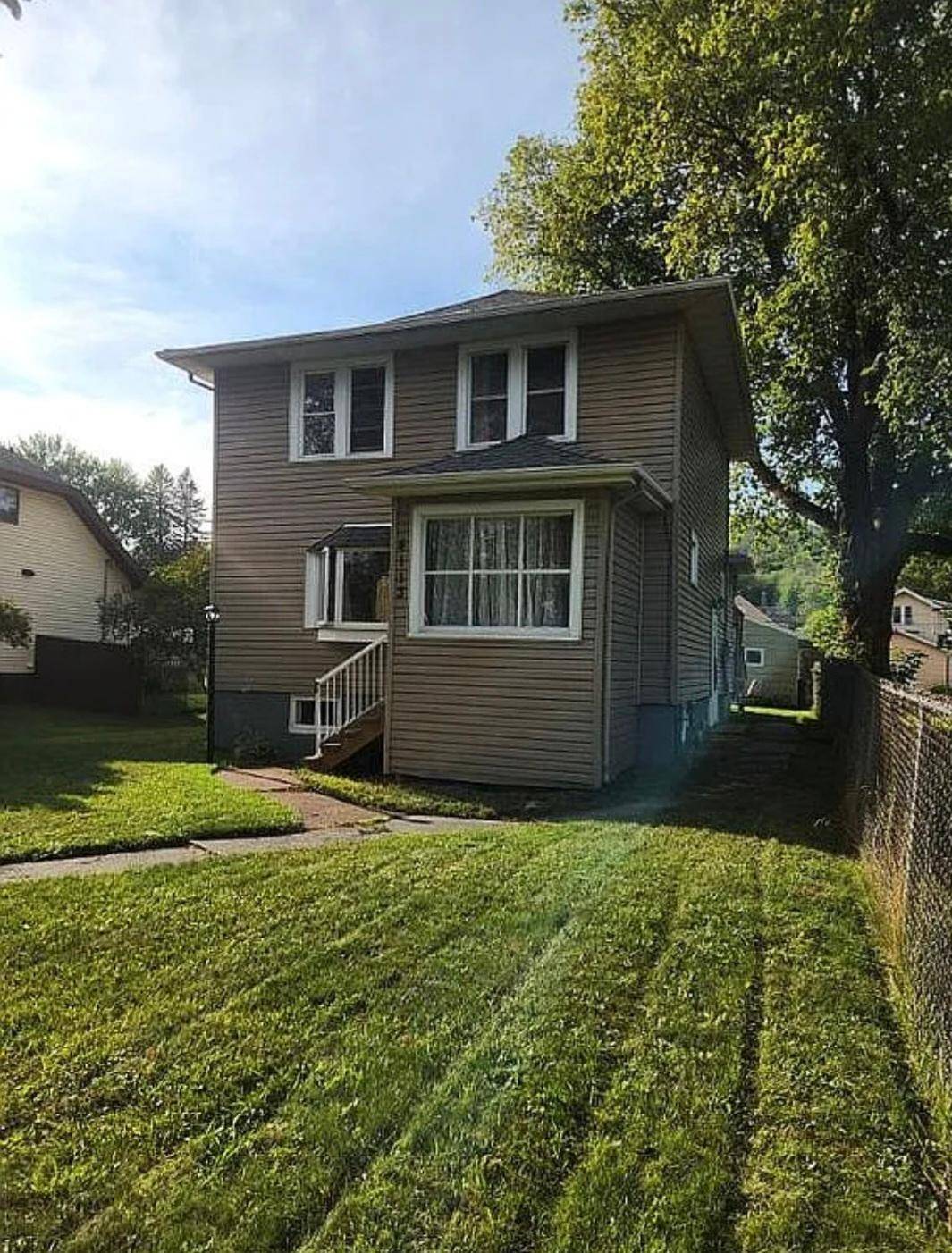 4113 W 7th ST, Duluth, MN 55807