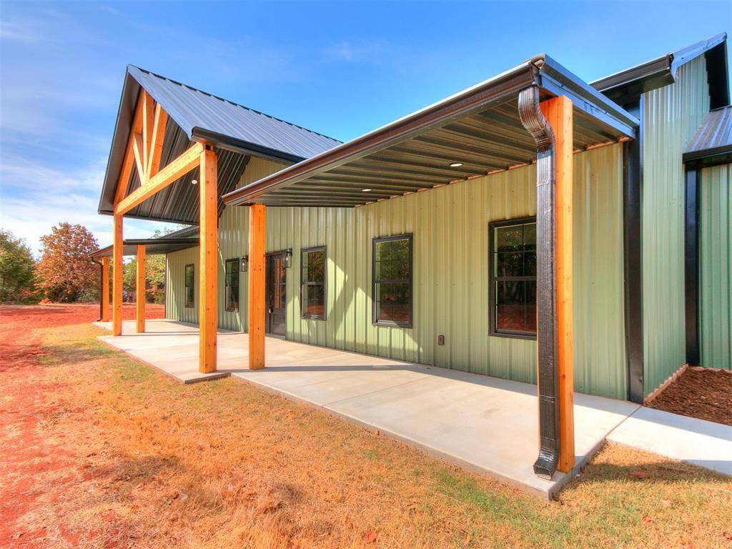 23083 Highland LN, Blanchard, OK 73010