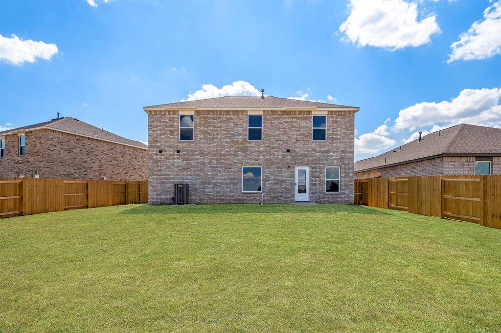 711 Sunny ST, Tuttle, OK 73089