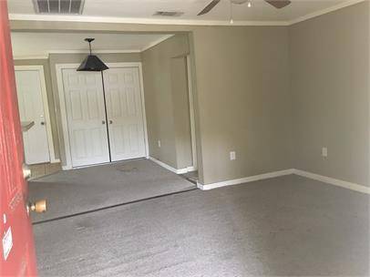 1100 Chihuahua ST, Lockhart, TX 78644