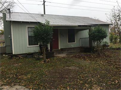1100 Chihuahua ST, Lockhart, TX 78644