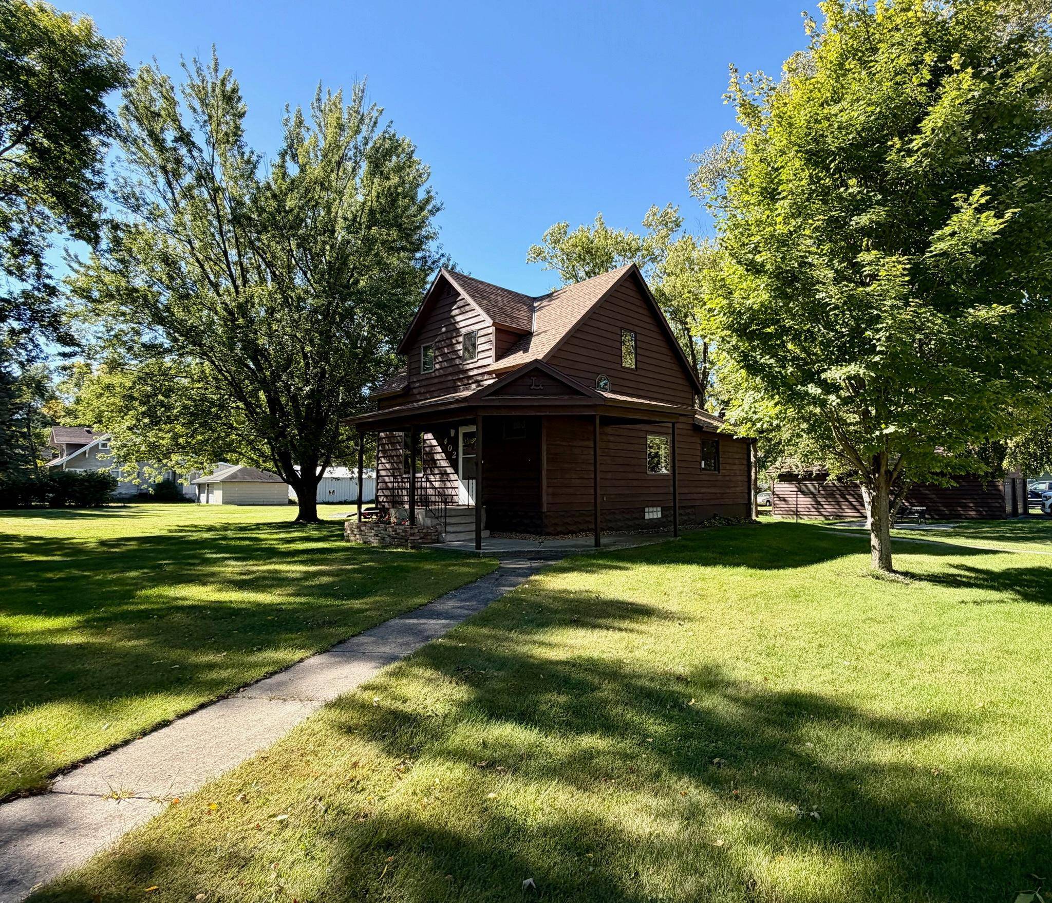 402 3rd ST S, Atwater, MN 56209