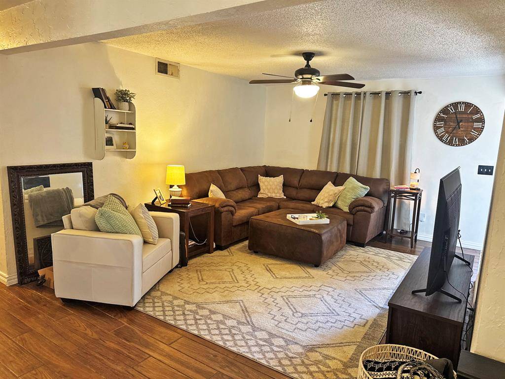 4912 S Dimple DR, Oklahoma City, OK 73135