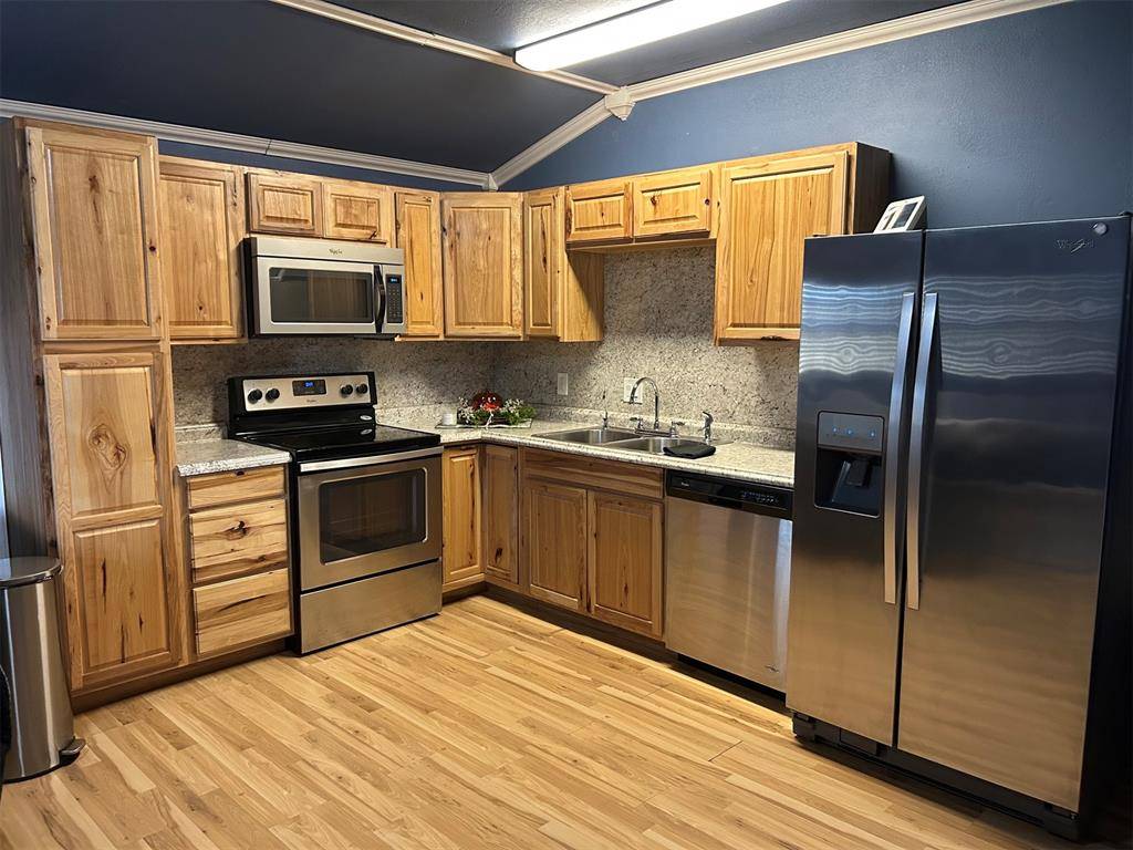 12590 E 634 RD, Hennessey, OK 73742
