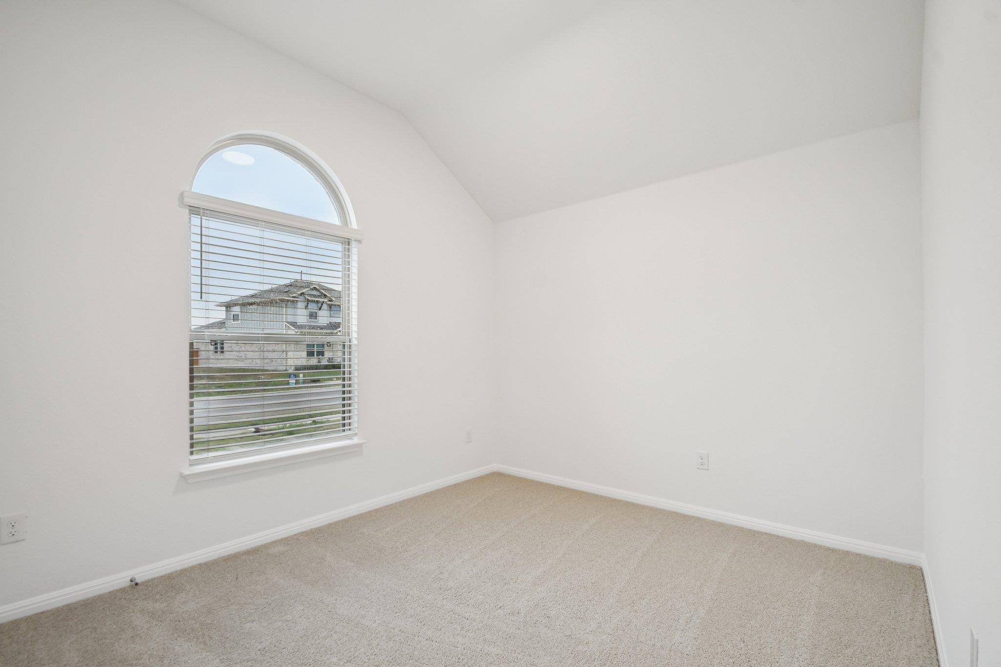 326 Dogvane CIR, Kyle, TX 78640
