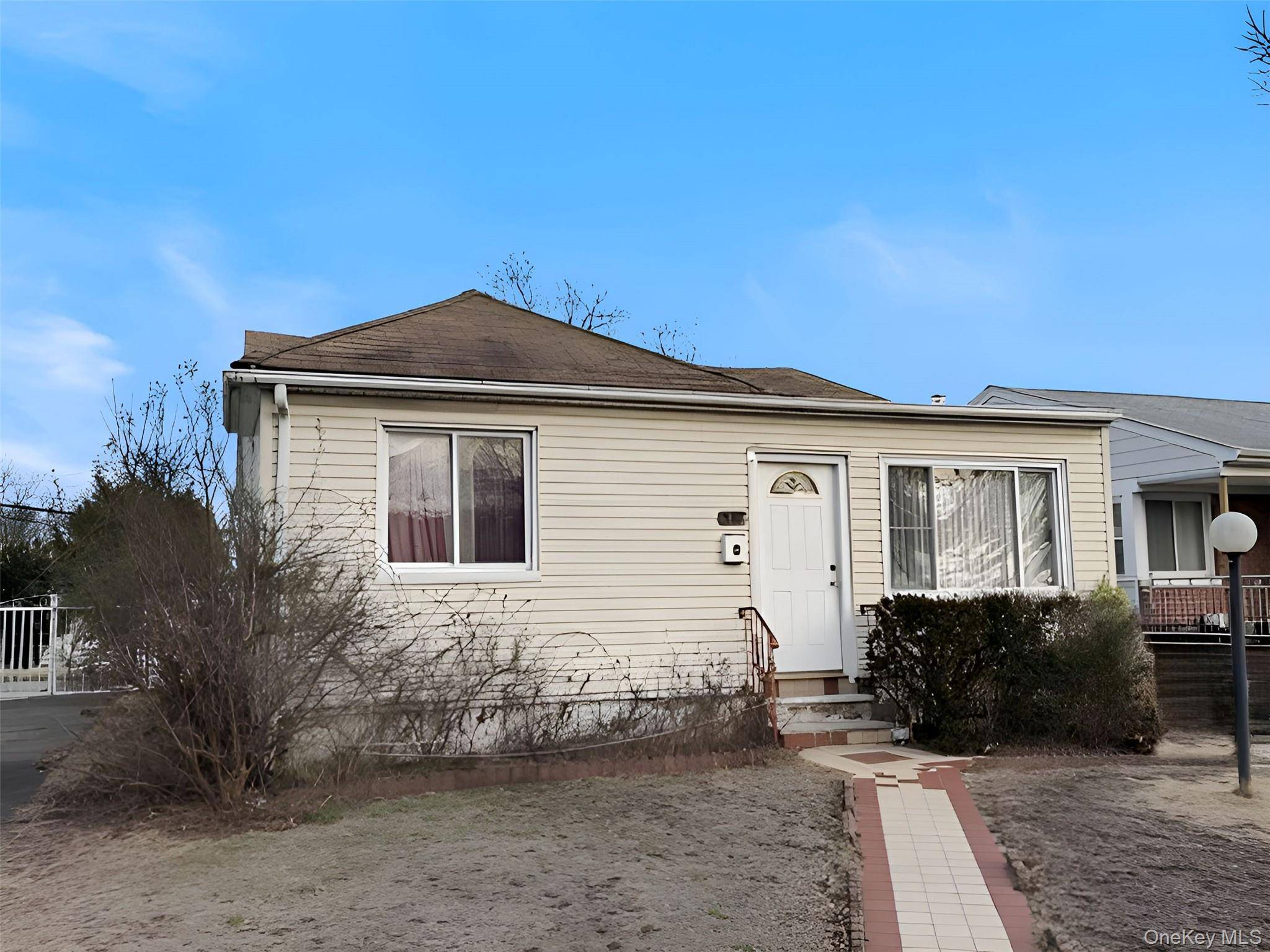 12137 237th ST, Rosedale, NY 11422