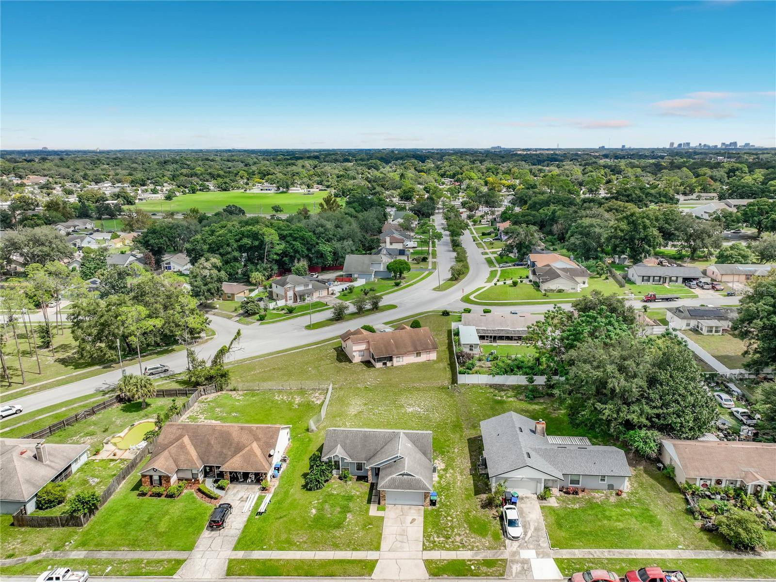 2943 ROUNDABOUT LN, Orlando, FL 32818