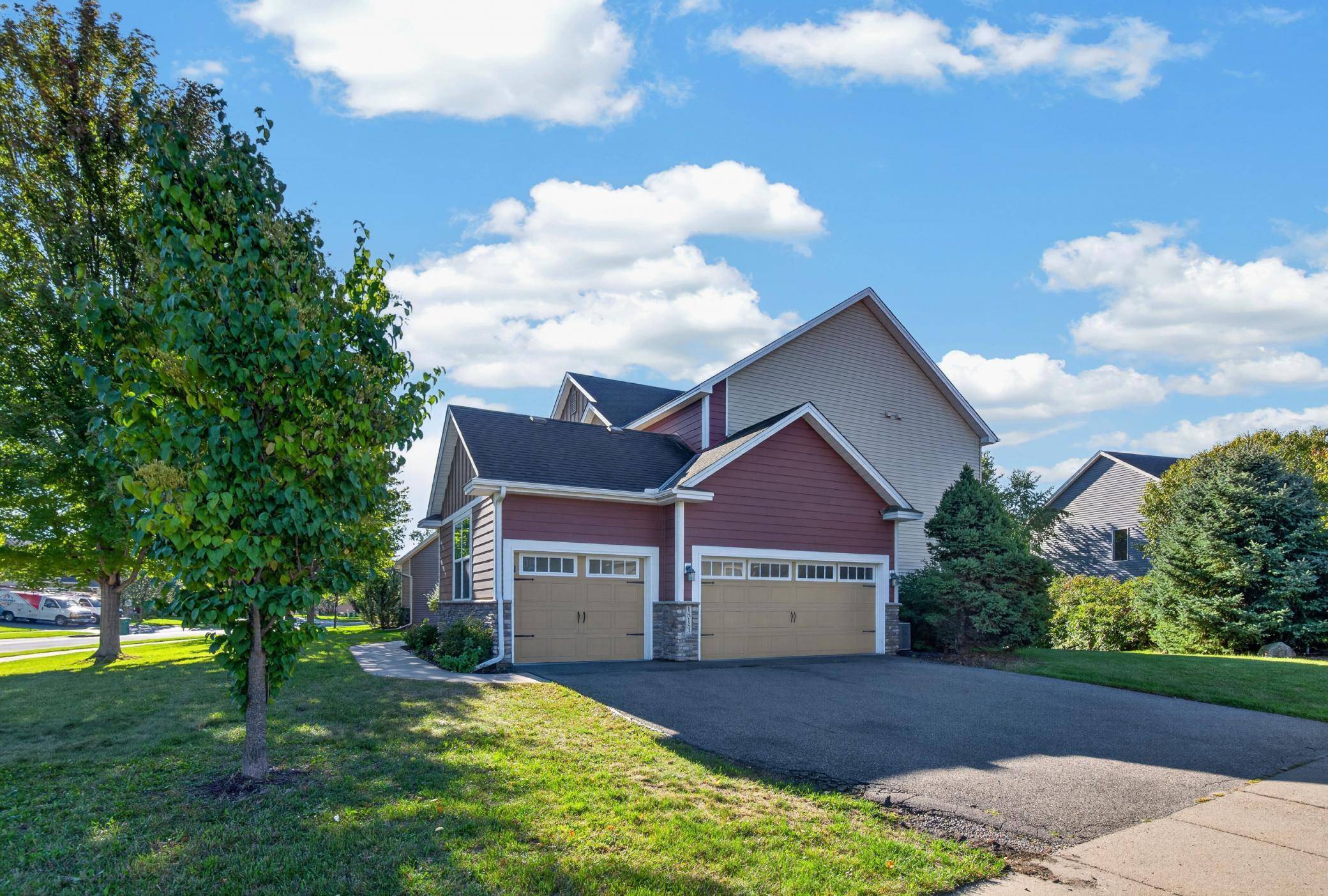 18153 80th PL N, Maple Grove, MN 55311
