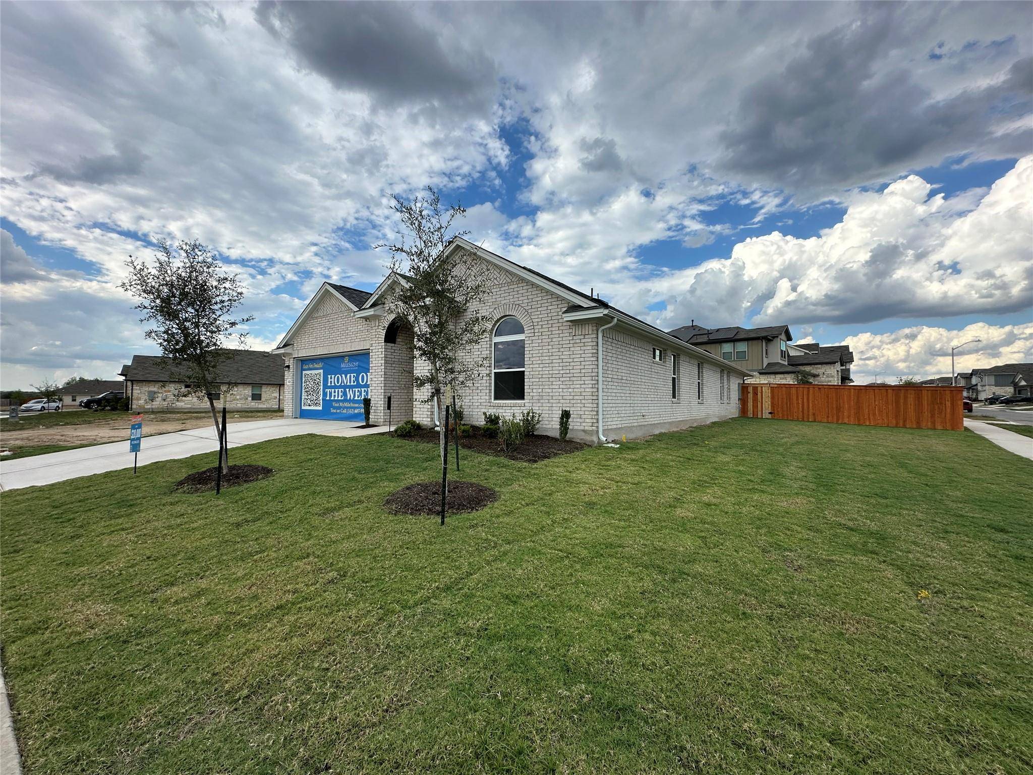439 Backstays LOOP, Kyle, TX 78640