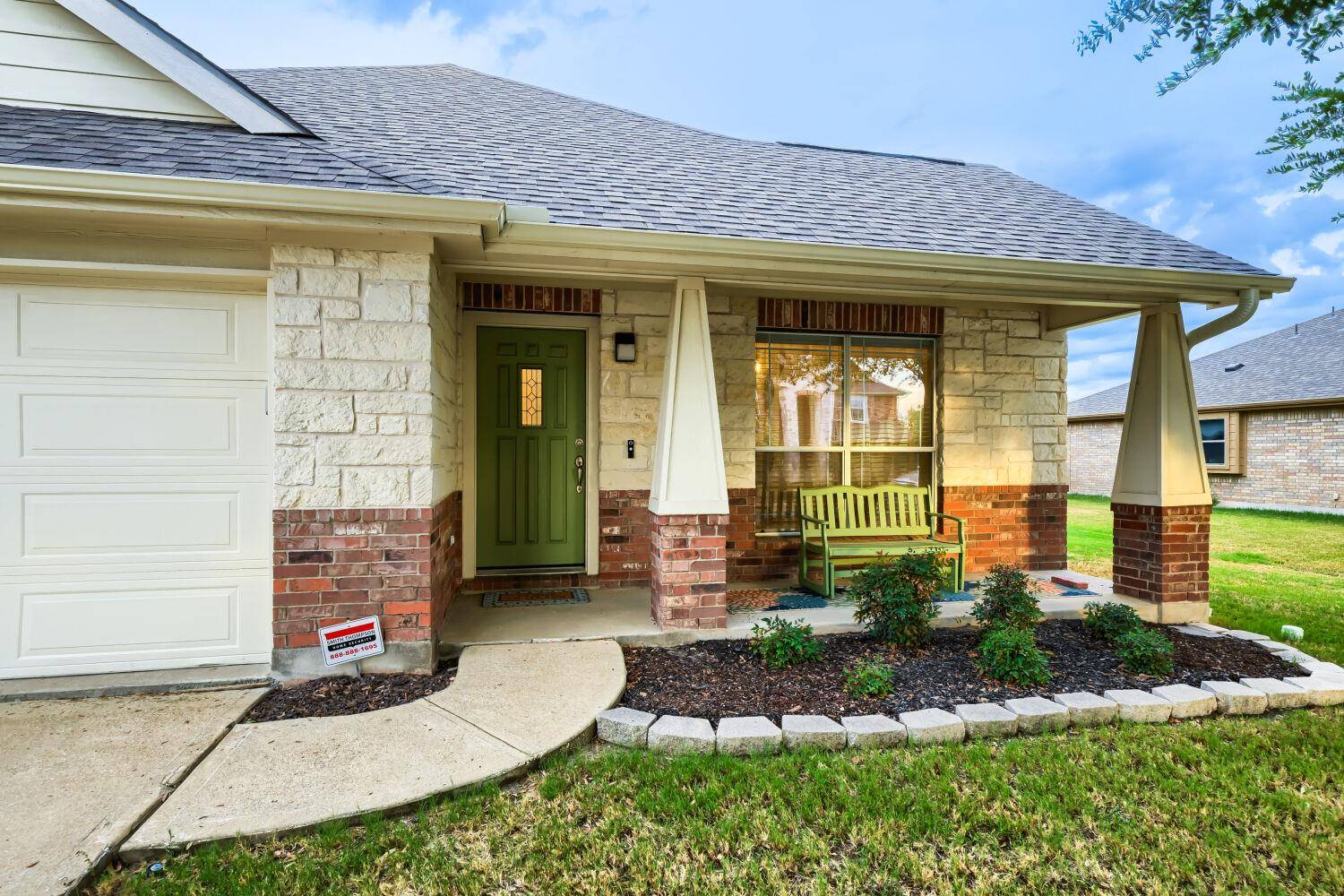 18717 Royal Pointe DR, Pflugerville, TX 78660