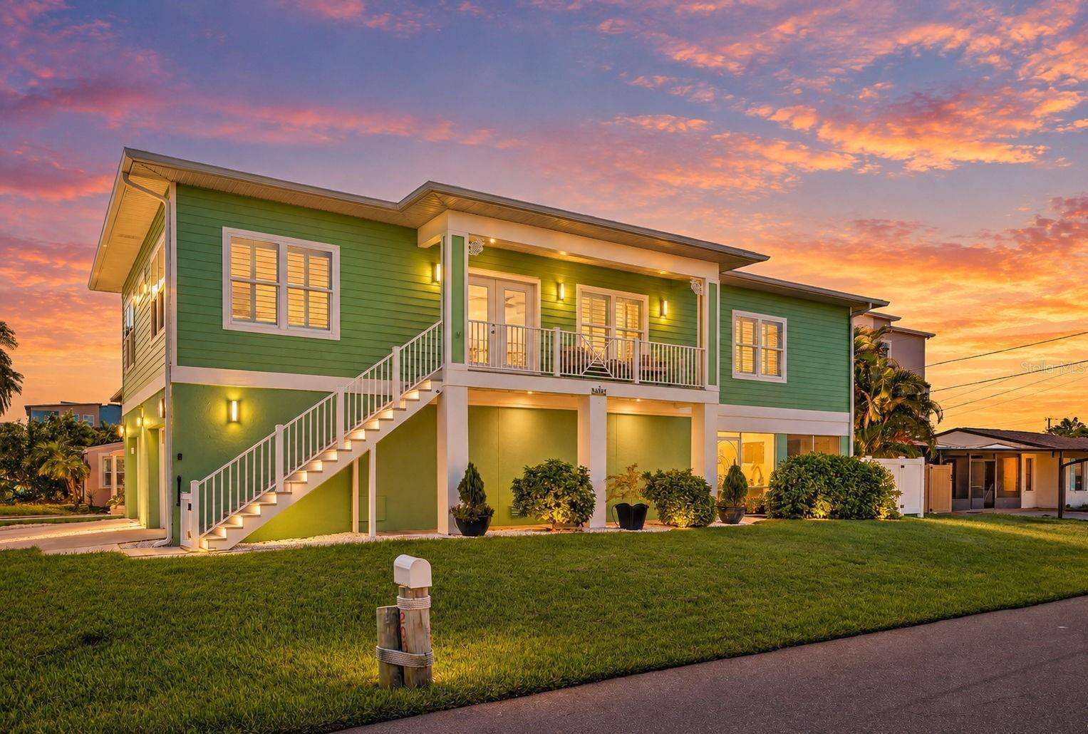 205 162ND AVE, Redington Beach, FL 33708