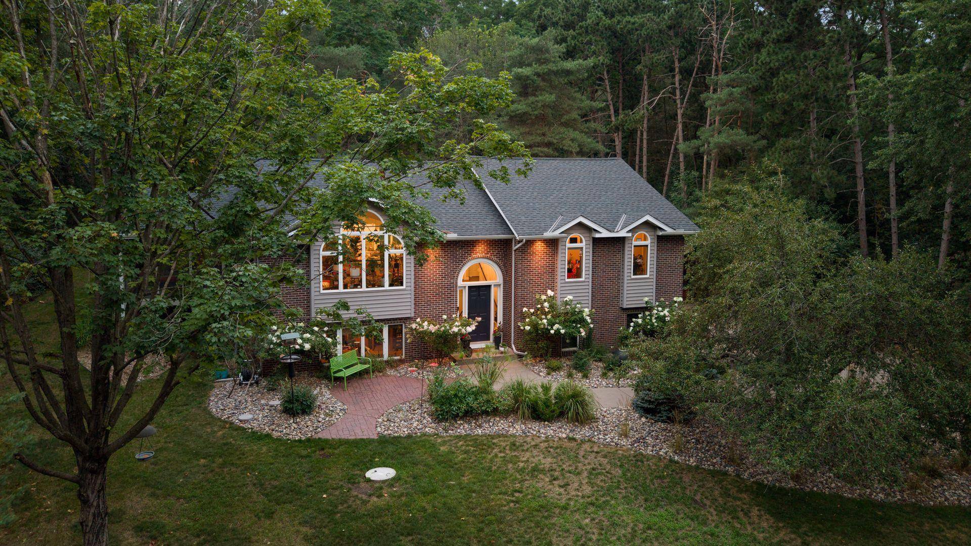 98 Quality AVE N, Lakeland, MN 55043