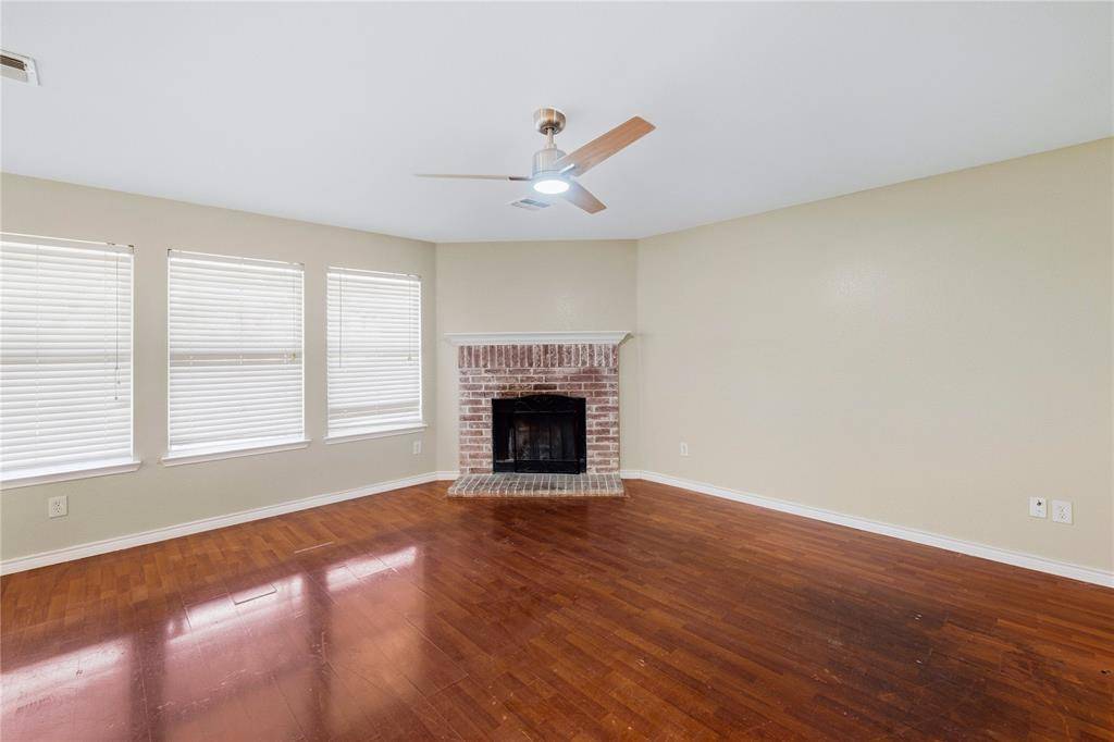 5666 Hunters Bend Lane, Dallas, TX 75249