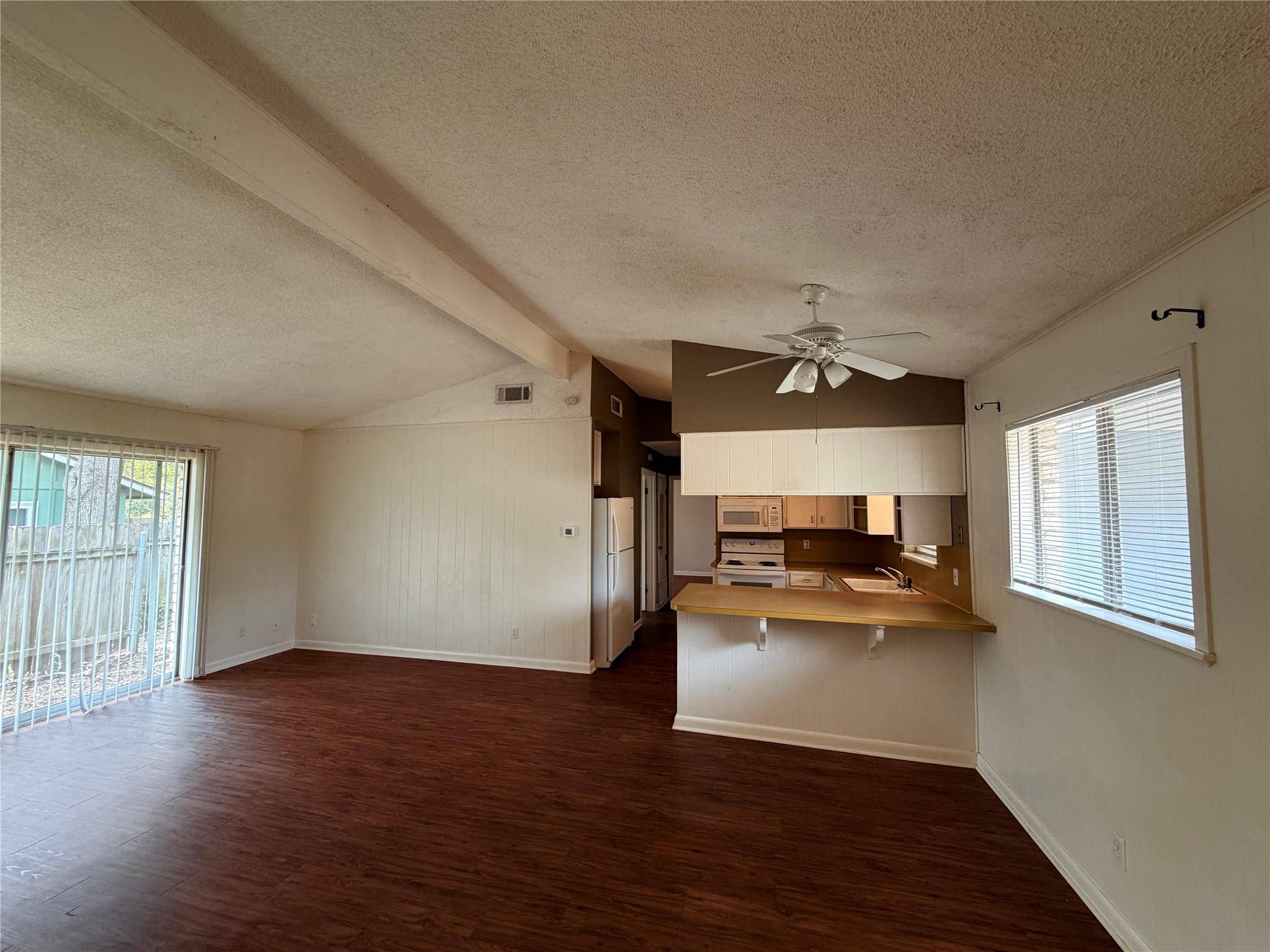 914 Beaver TRL #A, Austin, TX 78746