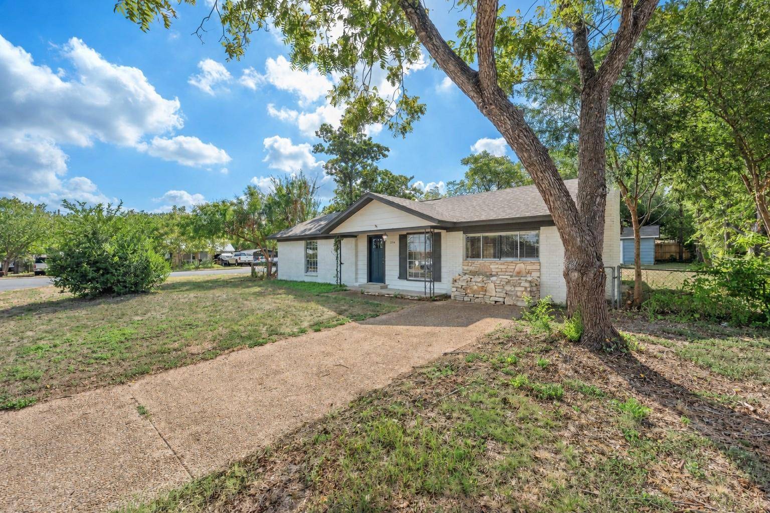 1514 Luray DR, Cedar Park, TX 78613