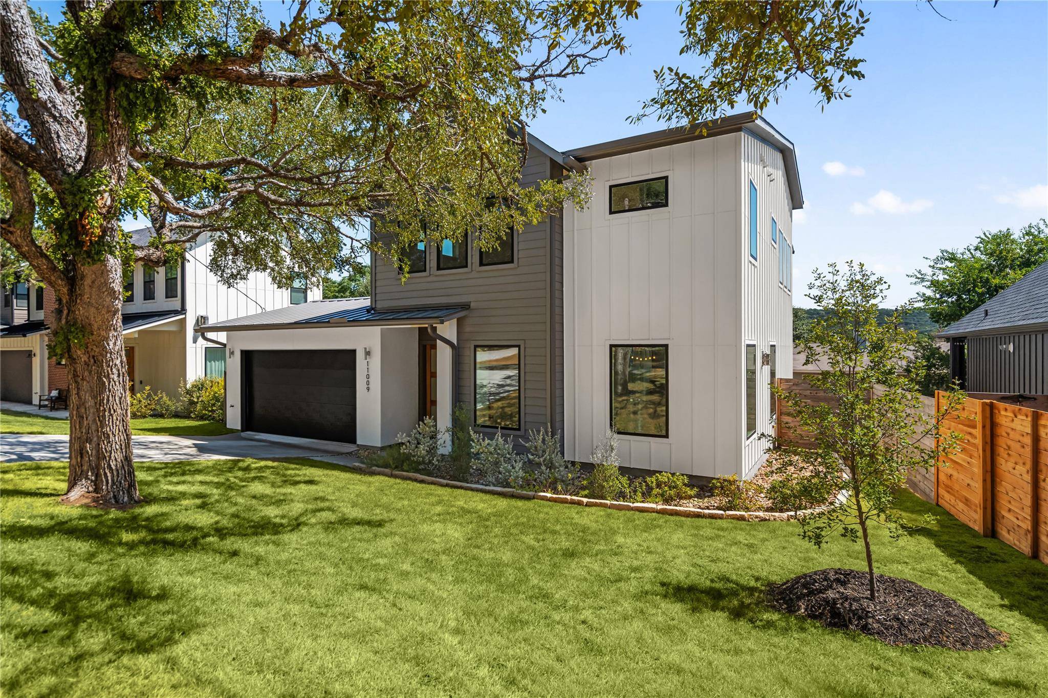 11009 Fourth ST, Jonestown, TX 78645
