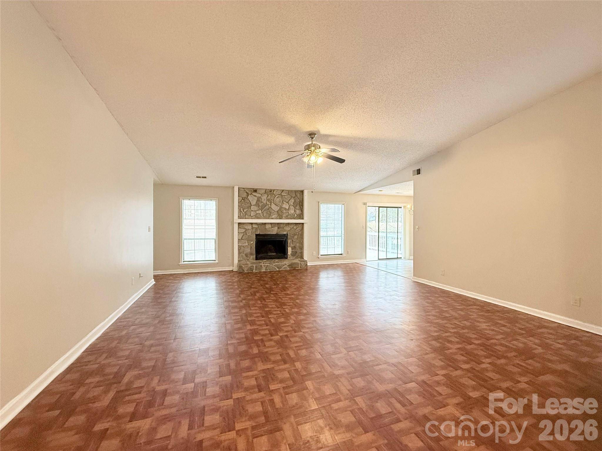 6924 Long Needles DR, Charlotte, NC 28277