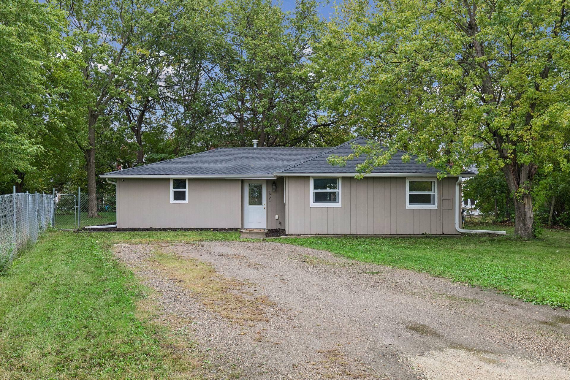1221 Jefferson RD, Northfield, MN 55057