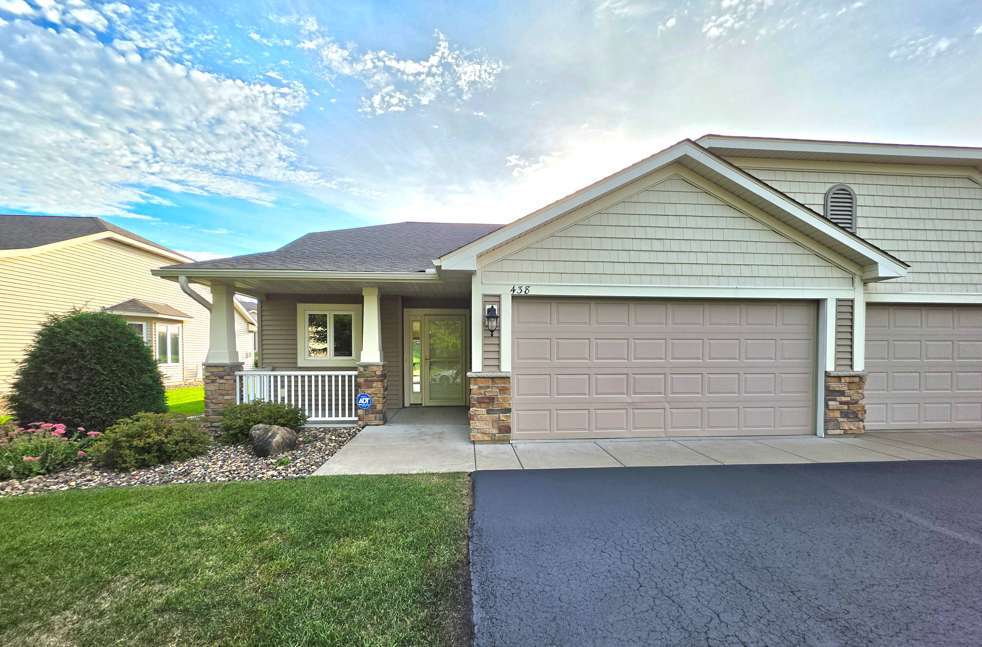 438 Cassandra DR #41, New Richmond, WI 54017