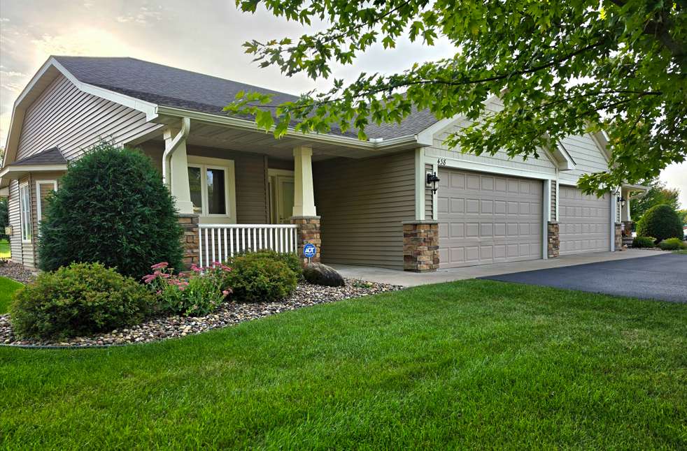 438 Cassandra DR #41, New Richmond, WI 54017