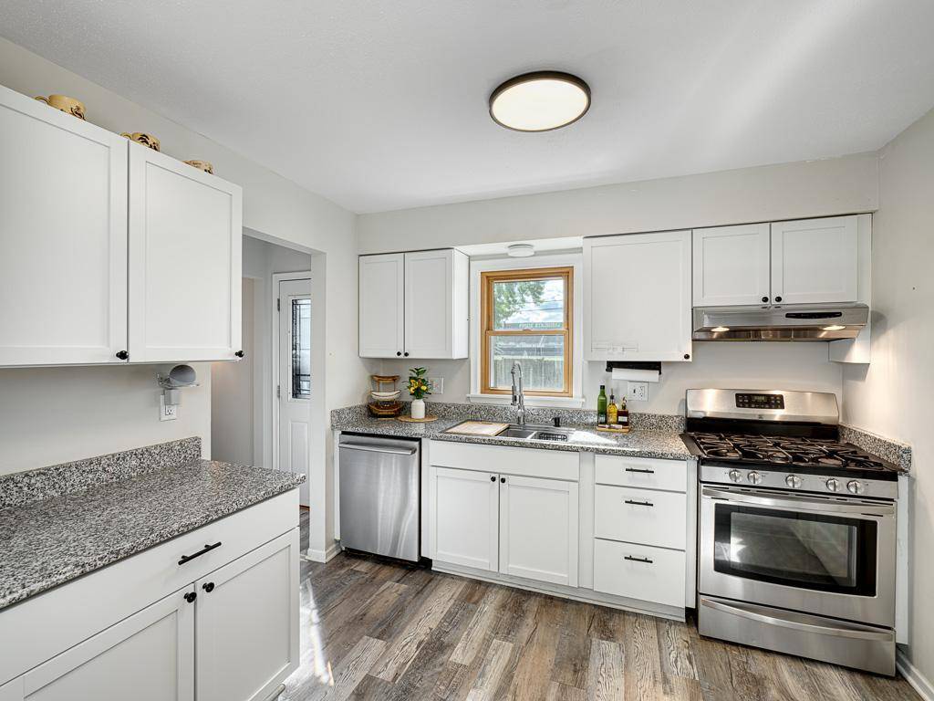 5001 76th AVE N, Brooklyn Park, MN 55443
