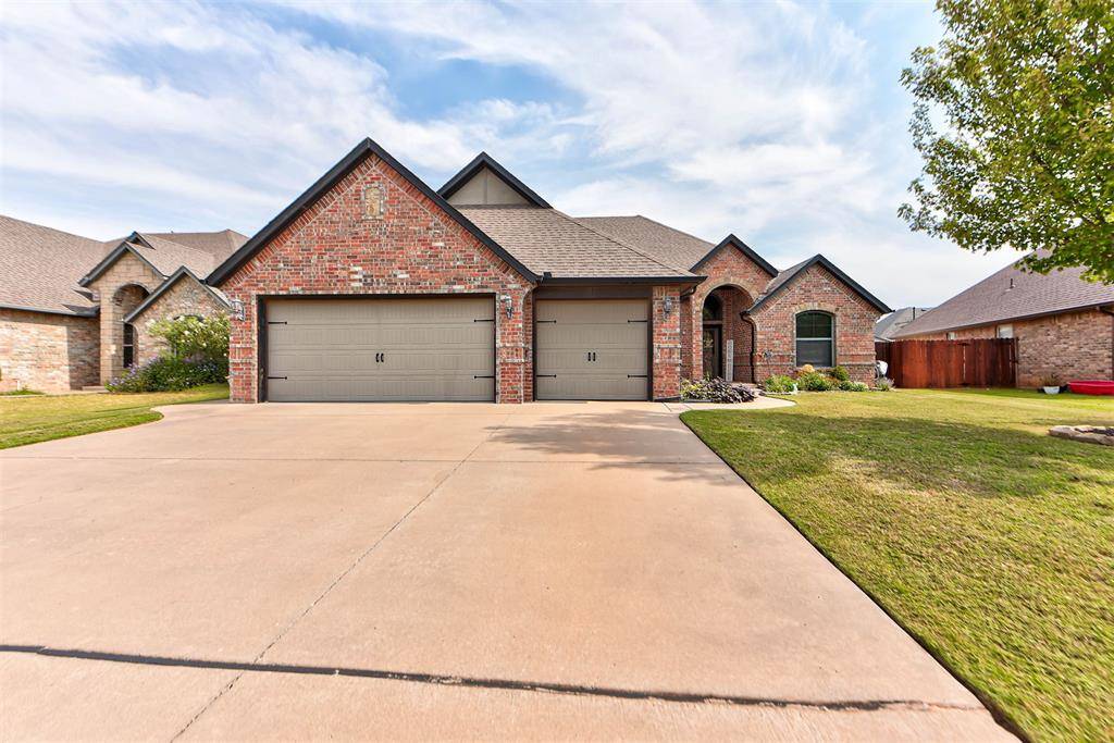 2716 Kathleens XING, Yukon, OK 73099