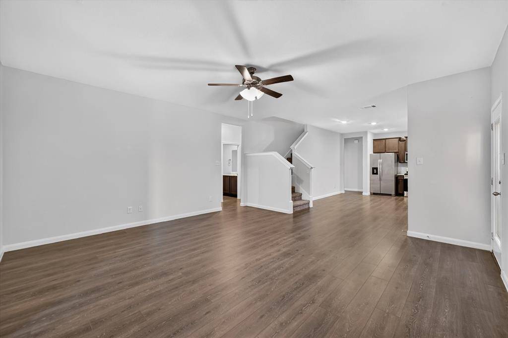 3920 Oak Creek Circle, Denison, TX 75020