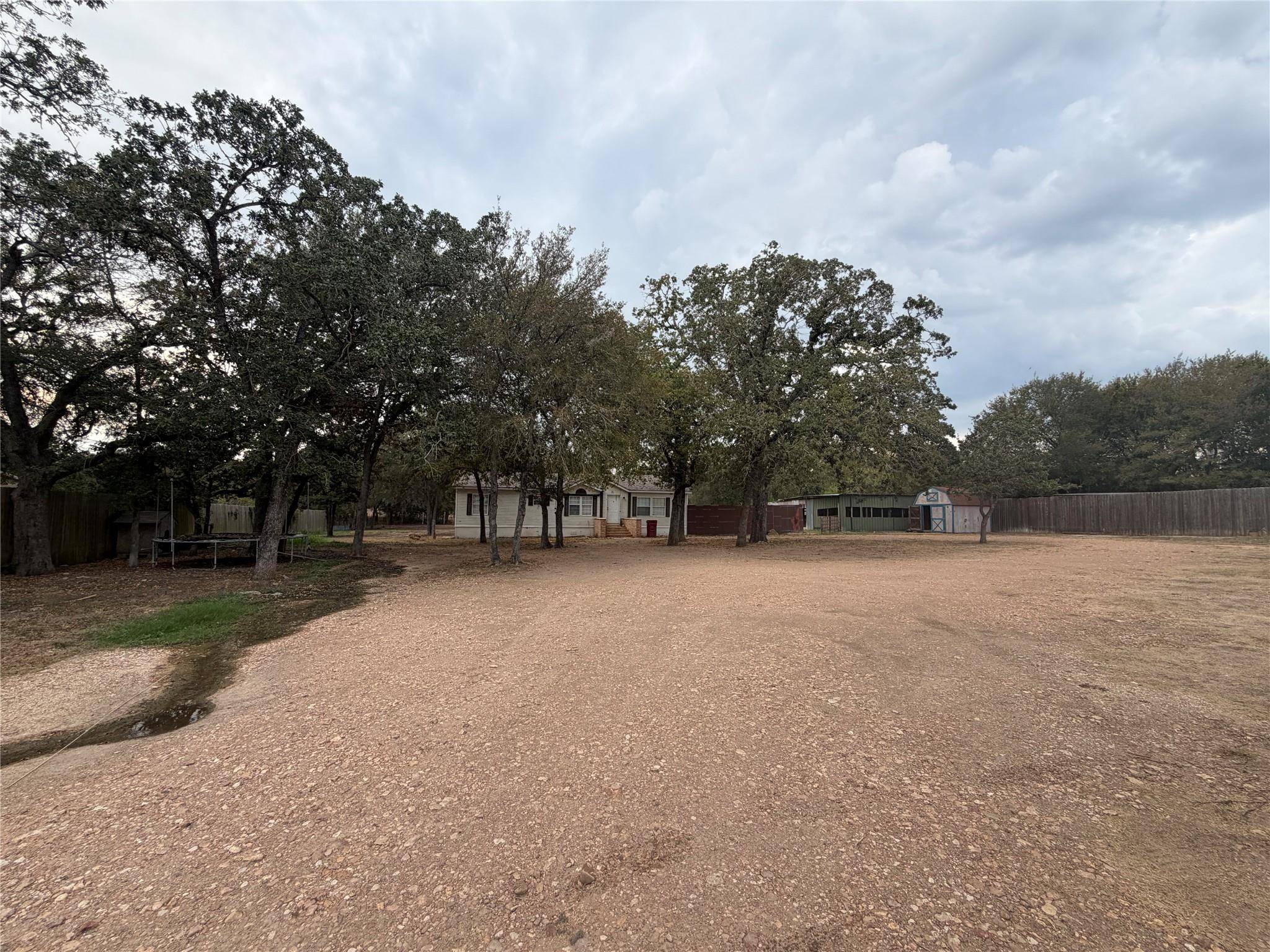 138 Maegan LN, Cedar Creek, TX 78612