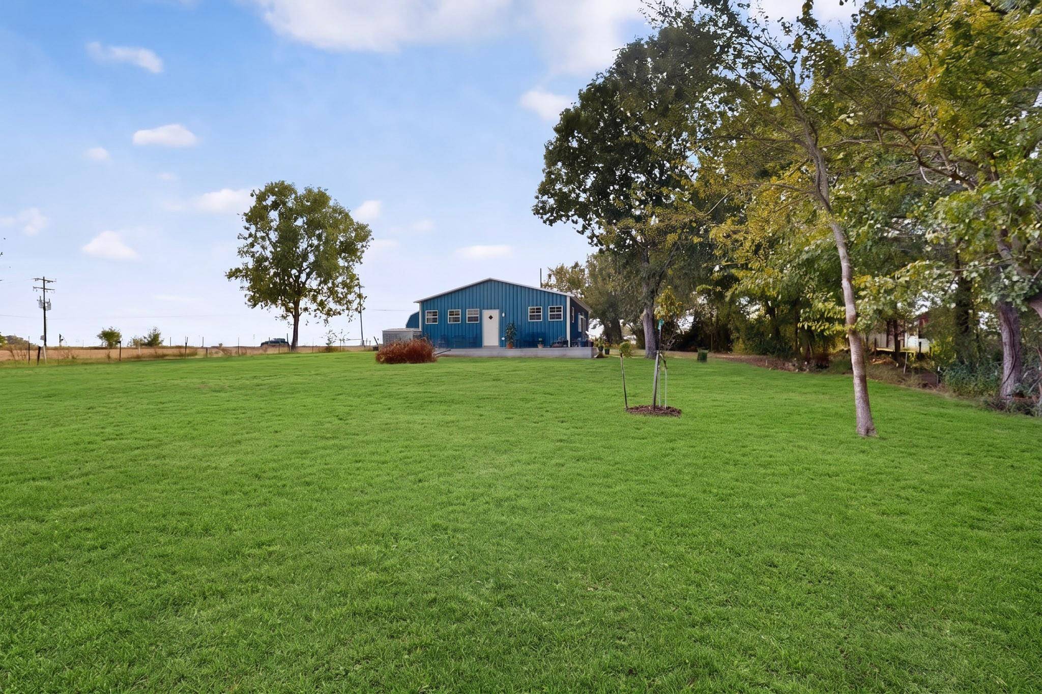 224 Old Coach LN, Elgin, TX 78621