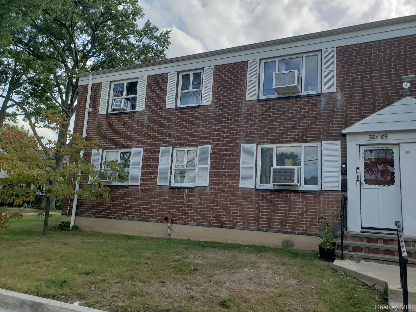 227-08 Hillside AVE #Upper, Queens Village, NY 11427