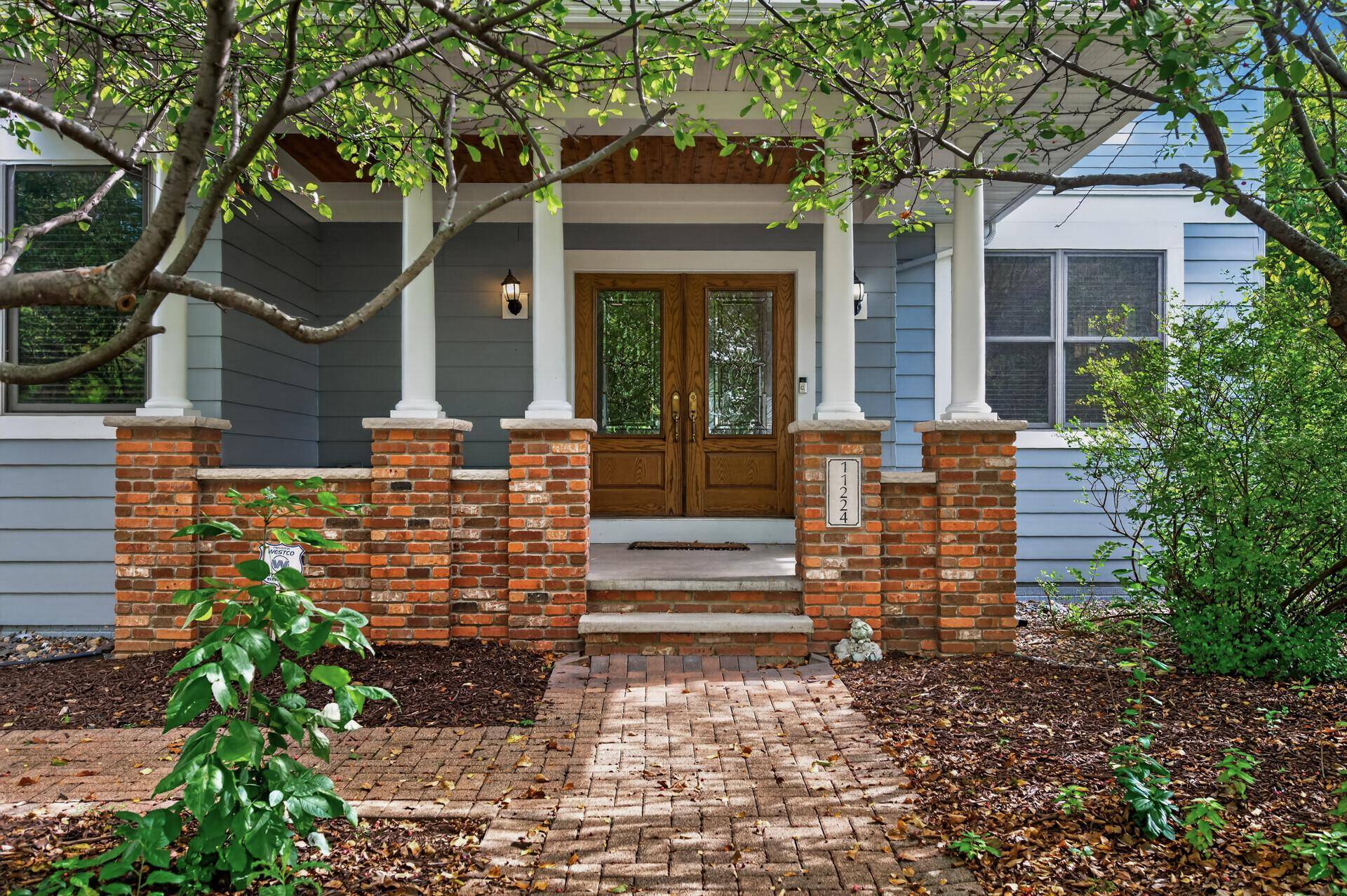 11224 Halstead TRL, Woodbury, MN 55129