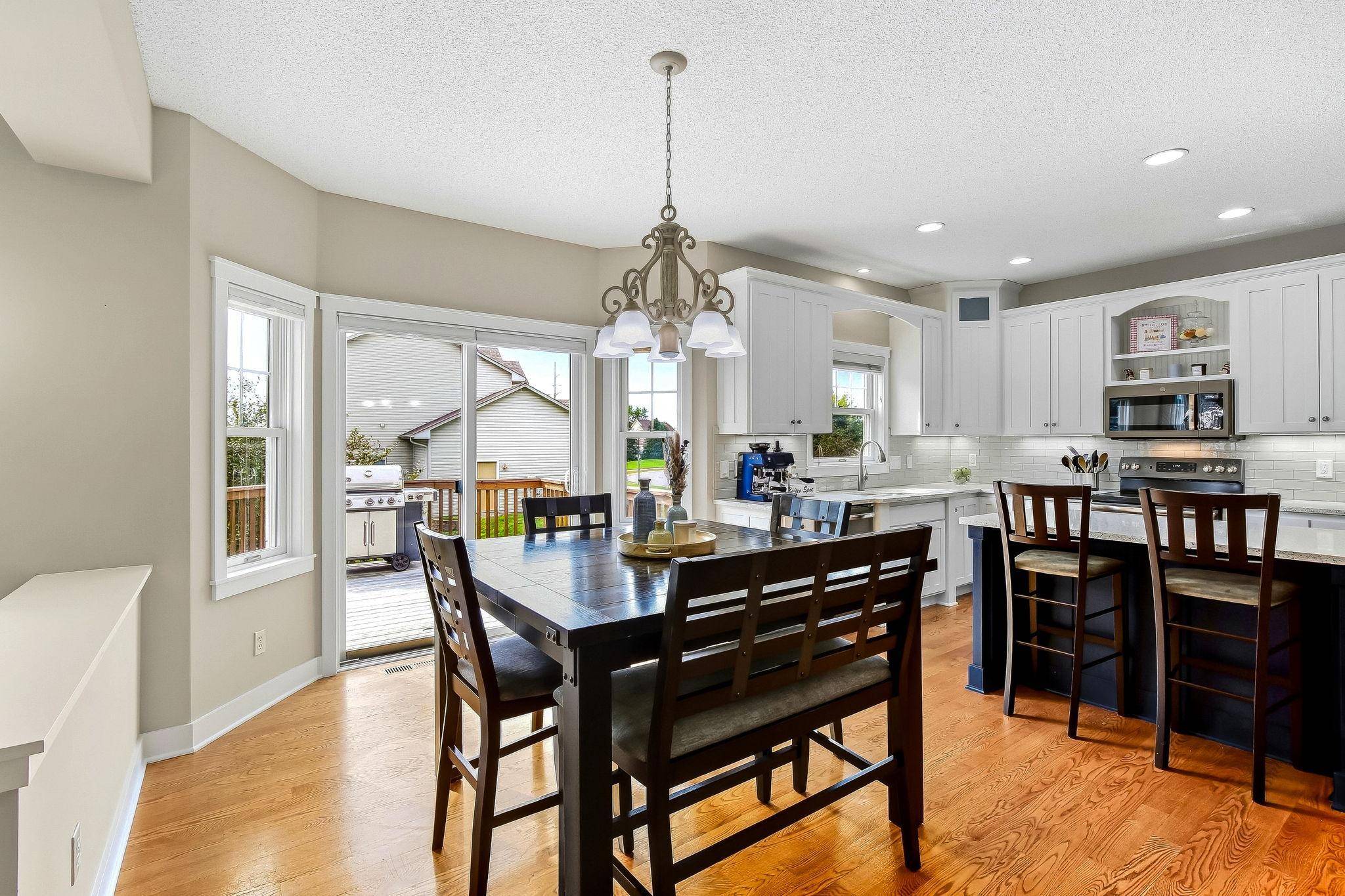5725 103rd AVE N, Brooklyn Park, MN 55443