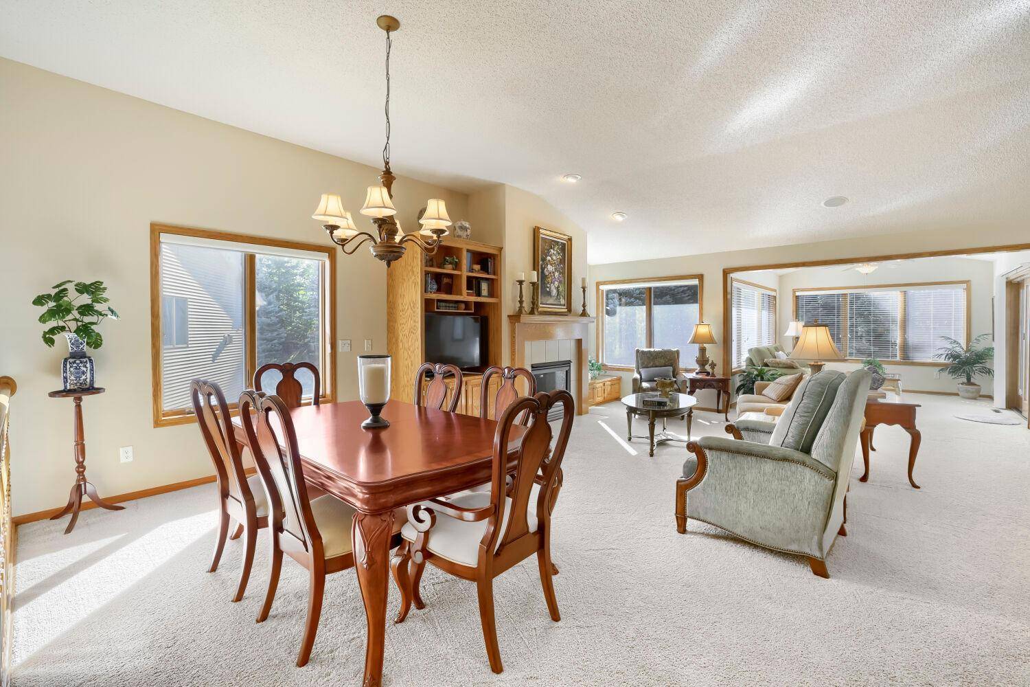 14971 Summit CIR NW, Prior Lake, MN 55372