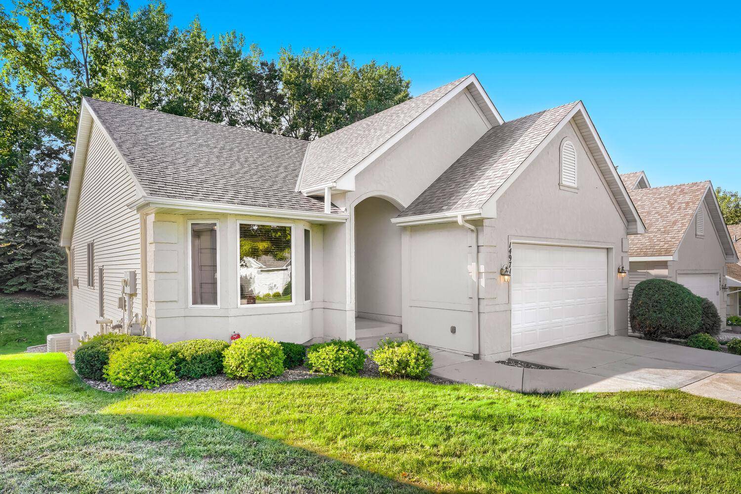14971 Summit CIR NW, Prior Lake, MN 55372