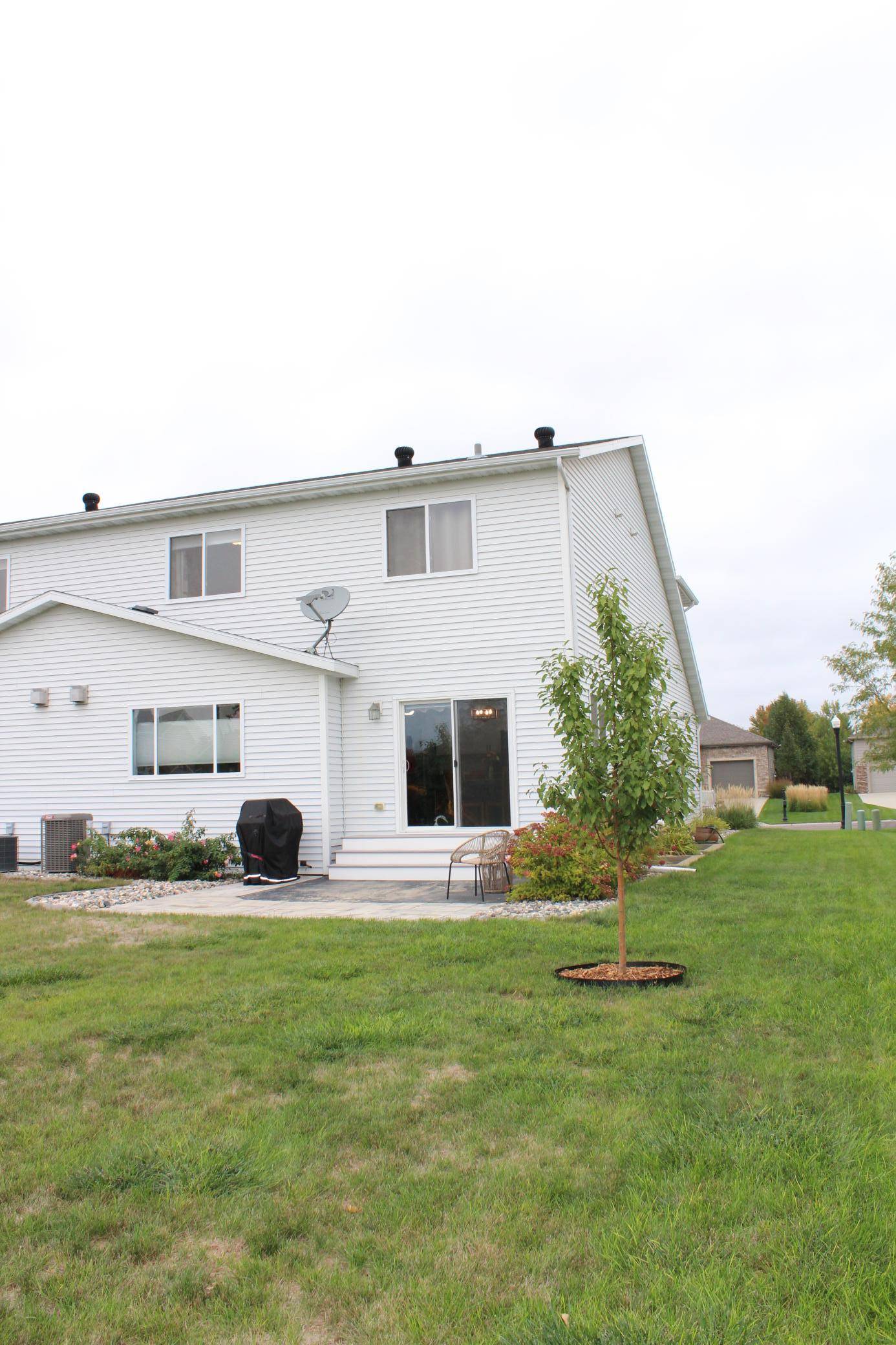 6234 14th ST S, Fargo, ND 58104