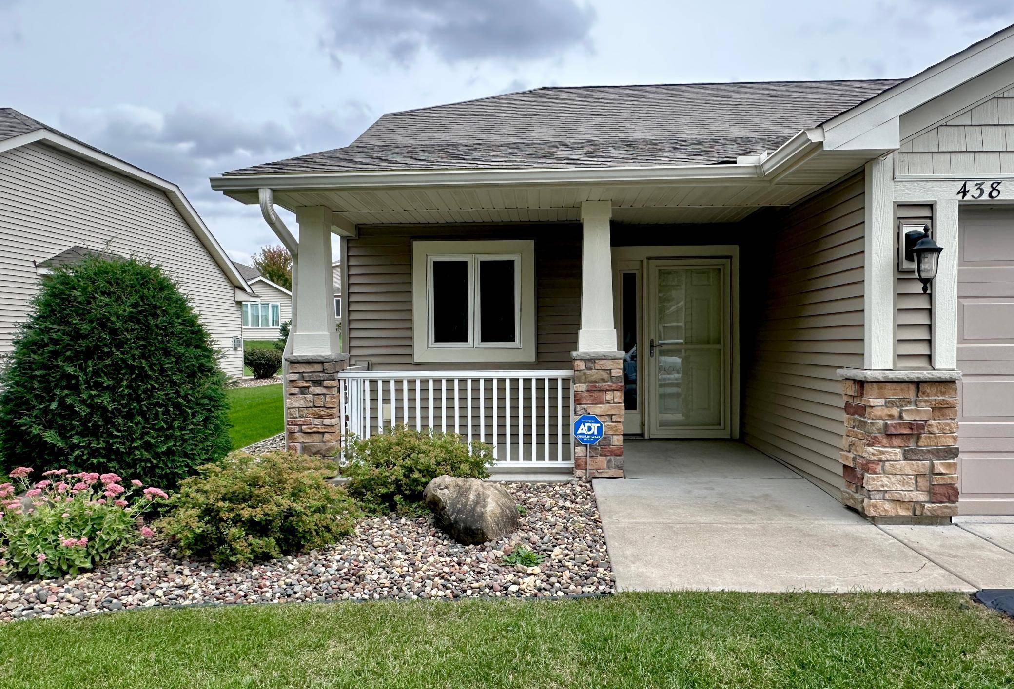 438 Cassandra DR #41, New Richmond, WI 54017