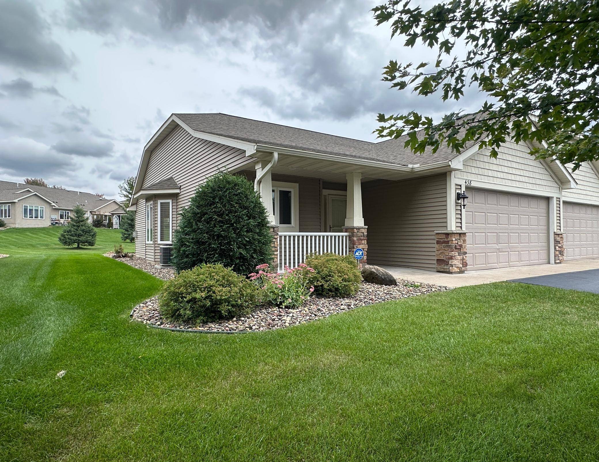 438 Cassandra DR #41, New Richmond, WI 54017