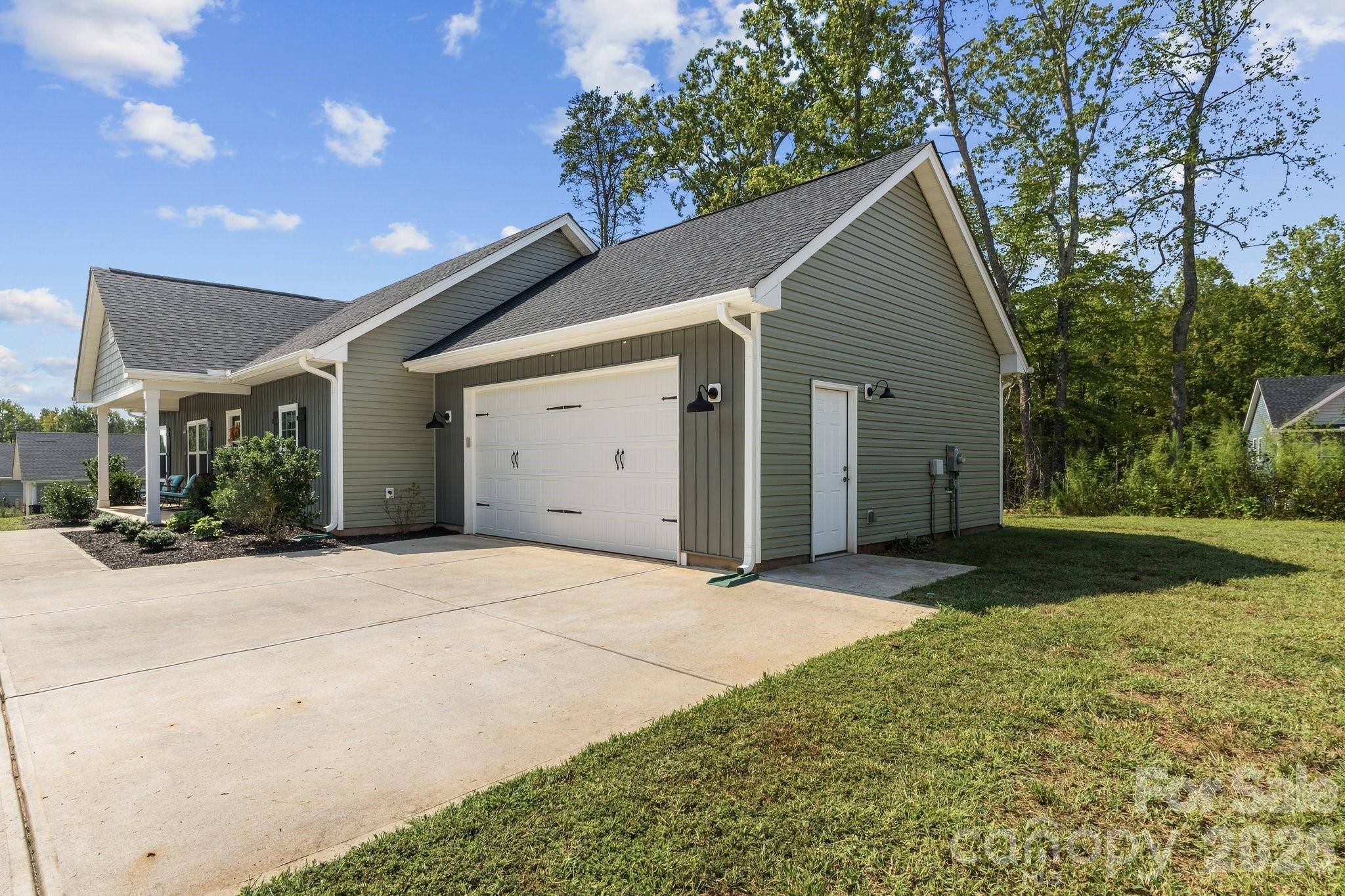 916 Westminster DR #8, Statesville, NC 28677