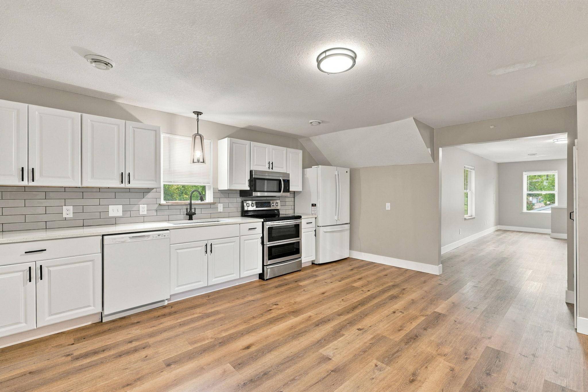 3813 Brunswick AVE S, Saint Louis Park, MN 55416
