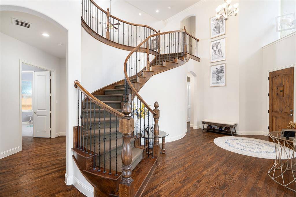 6313 Cobbie Creek Drive, Frisco, TX 75034