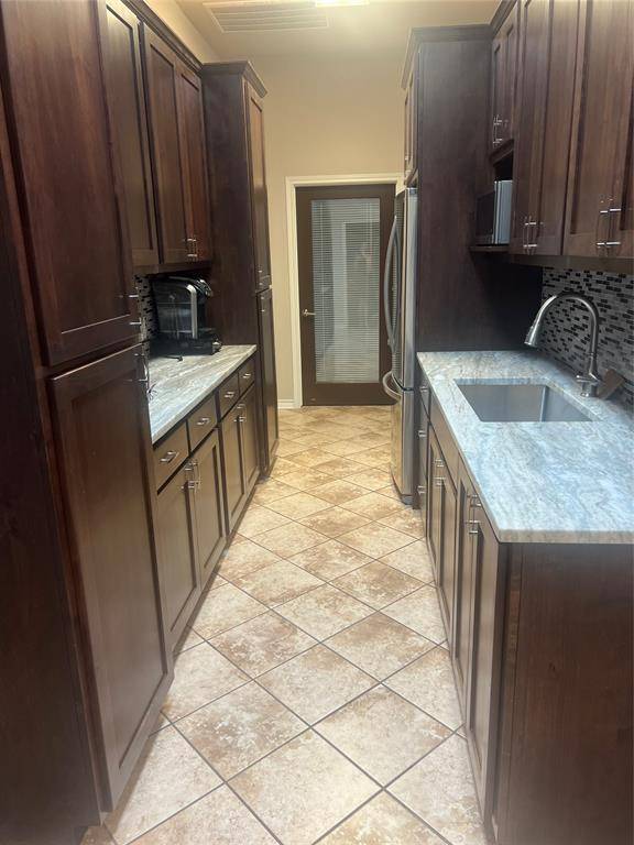 3011 Dawn DR #101, Georgetown, TX 78628