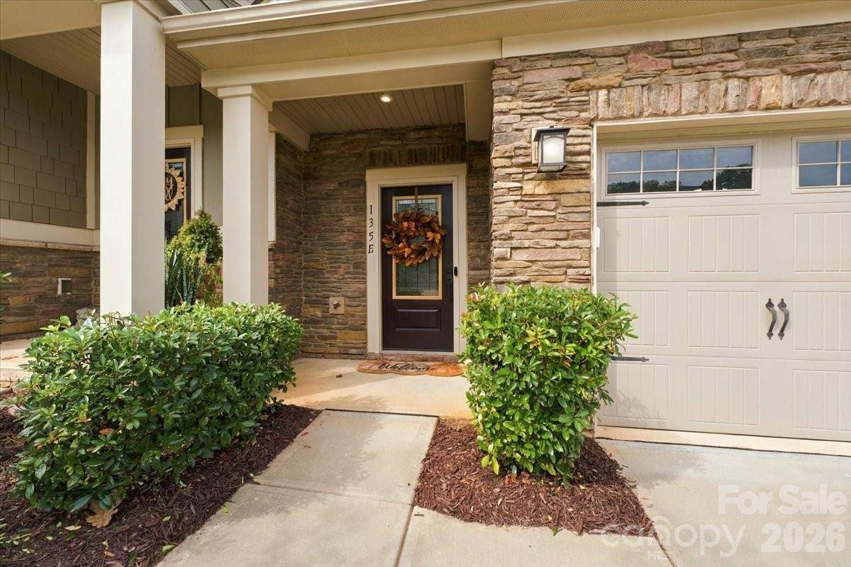 135 Lanyard DR #unit E, Mooresville, NC 28117