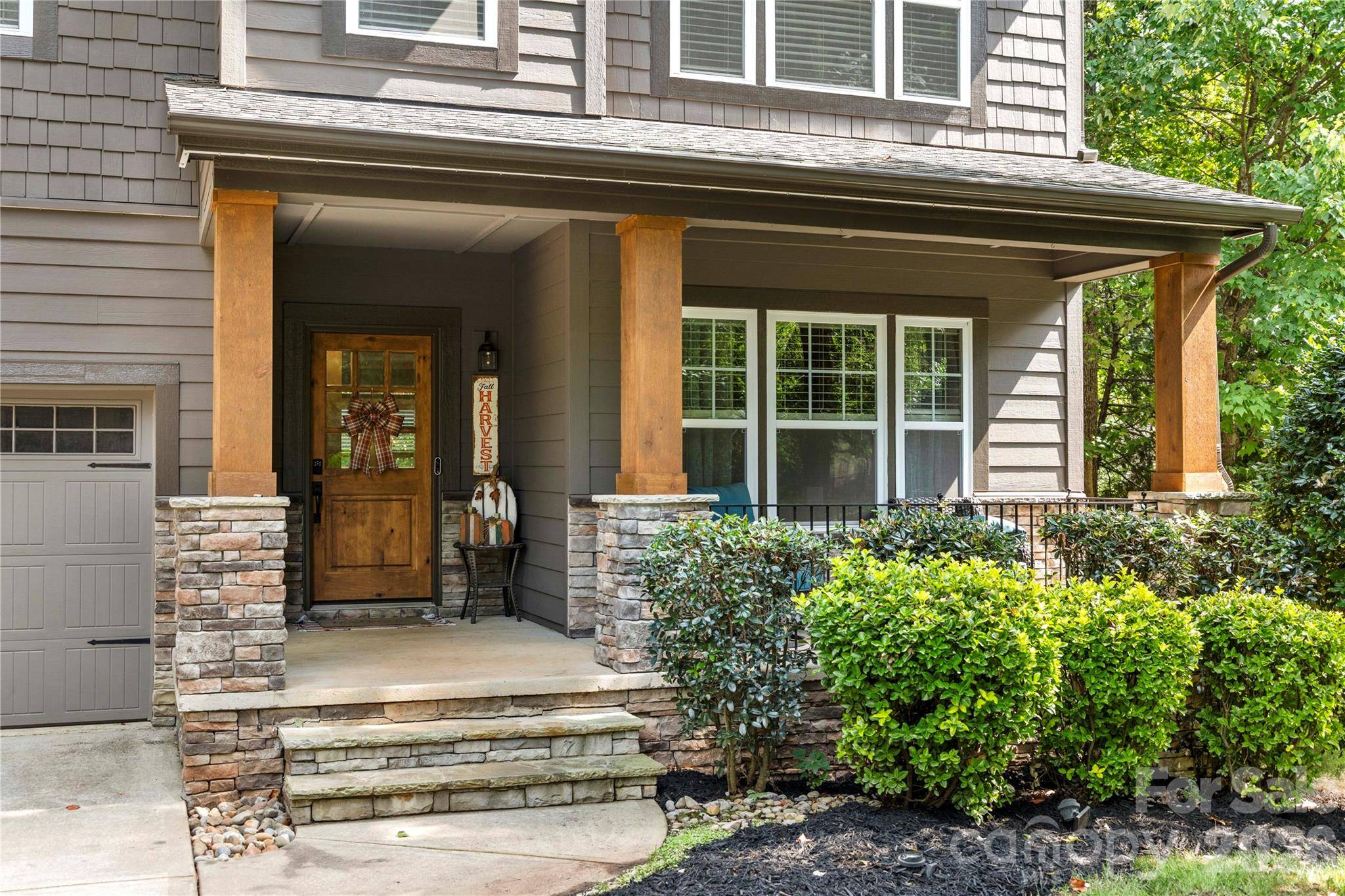 1324 Huntcliff DR, Waxhaw, NC 28173