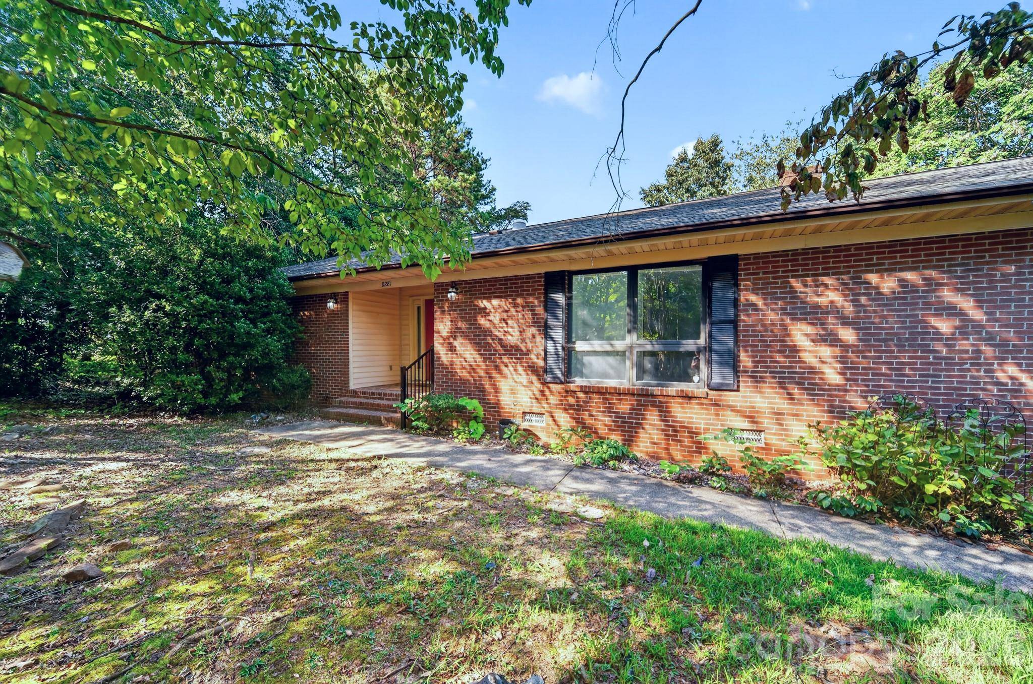 8281 Fairfield Forest RD, Denver, NC 28037