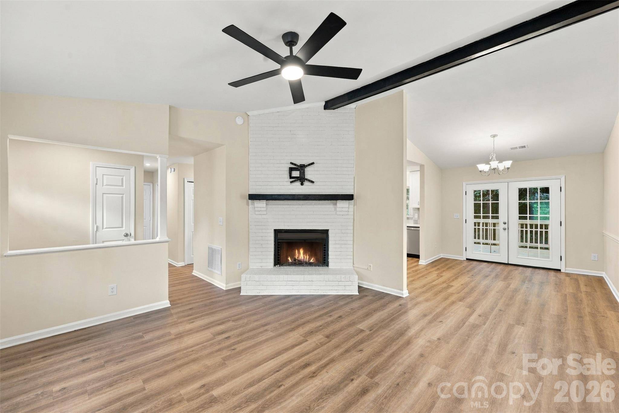2115 Teddington DR, Charlotte, NC 28214