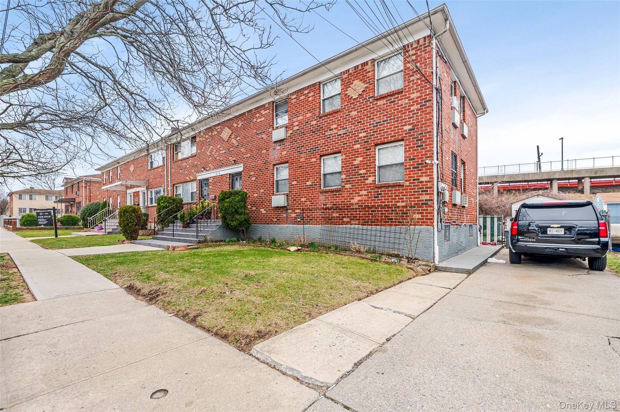 134-10 Garrett ST, Jamaica, NY 11434