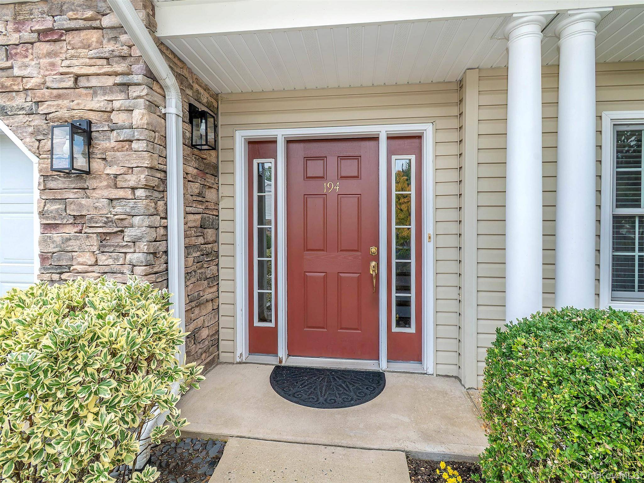 194 Pond View DR #387, Port Washington, NY 11050