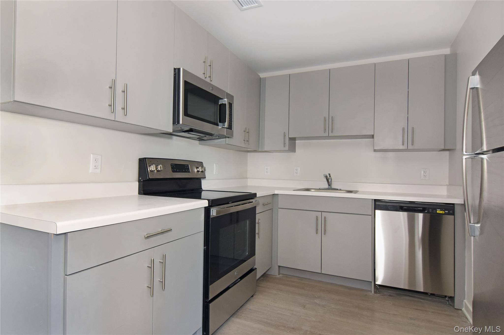 56 Prospect ST #115, Yonkers, NY 10701