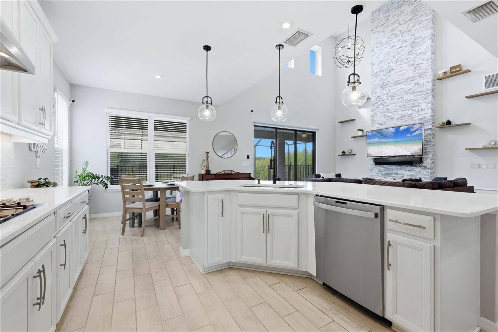 9303 STARRY NIGHT AVE, Sarasota, FL 34241